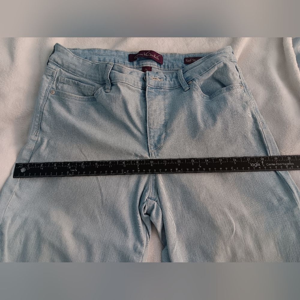Gloria Vanderbilt Women's Rail Straight Capris Blue Denim Size 8 - Picture 6 of 9